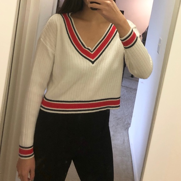Sweater - Picture 2 of 4